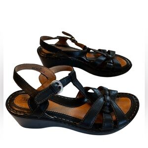 Born Olympia Slingback Brown Leather Platform Wedge Sandal Shoes Women’s Size 8.